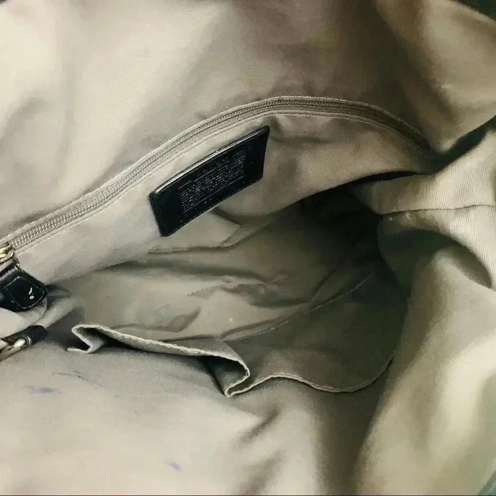 Coach Optic Signature Chelsea Hobo Bag - Picture 8 of 8